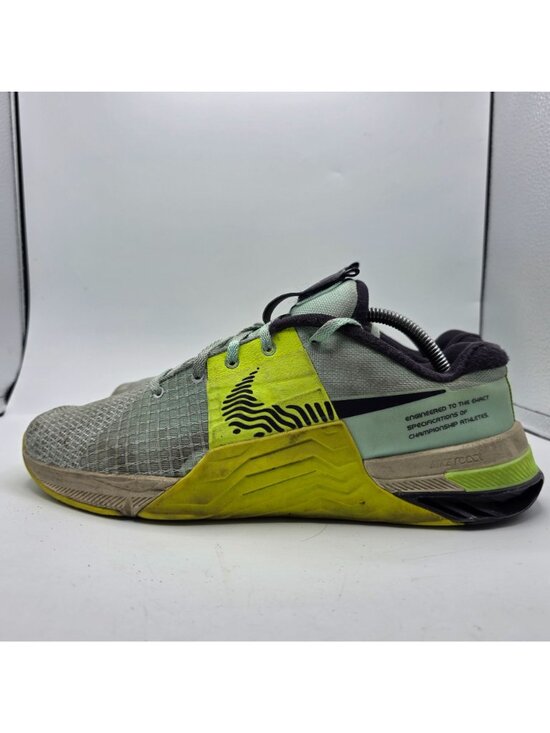 Nike Metcon 8 Mens Size 11 Mint Foam Volt Training Shoes Sneakers Casual Walking